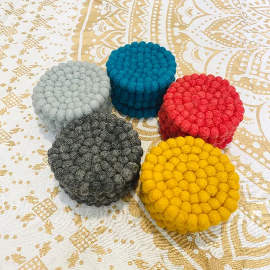 Absorbent Felt Round Coasters, Set of 4 or 2 coasters, Home Decor, Felt Wool Drink Holders, Christmas Holiday Housewarming Gifts, Cup Holder