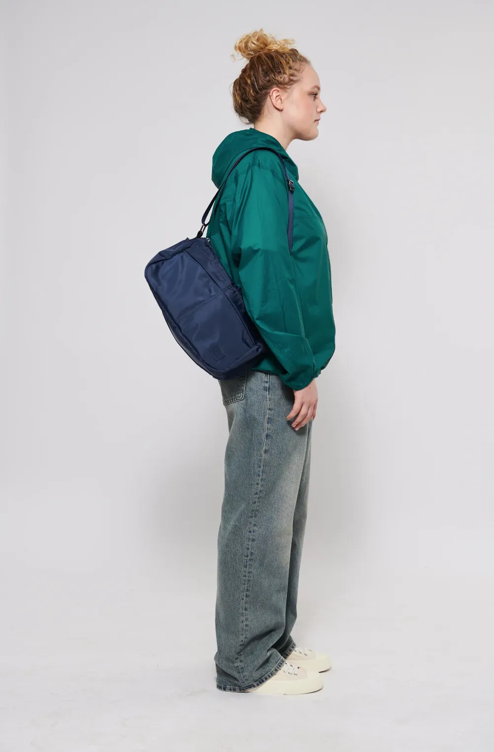 Arcus Messenger Bag Navy