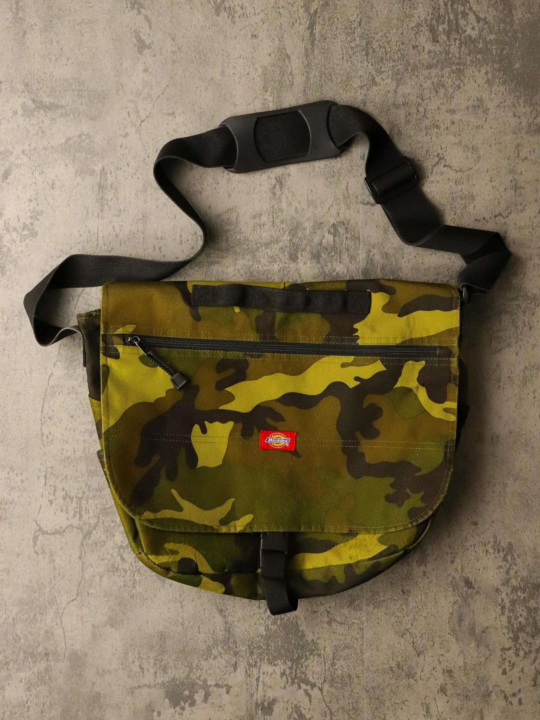 Dickies Messenger Bag Green Camo