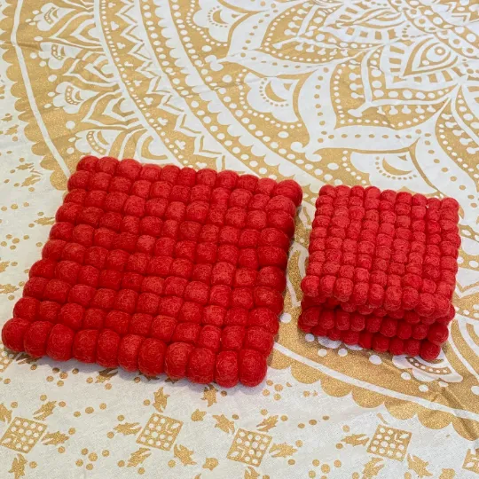 Handcrafted Felt Ball Square Trivet,Placemats,Felt WoolPotholders,SolidColors,Modern Dining,Home Decor,Felt Table Mats,Christmas Gifts