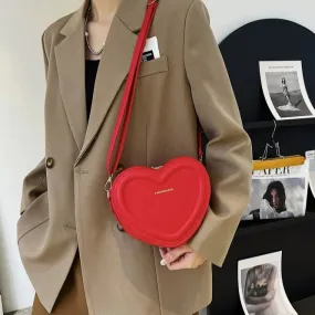 Heart-Shaped Retro Hand-Held Small Round Bag