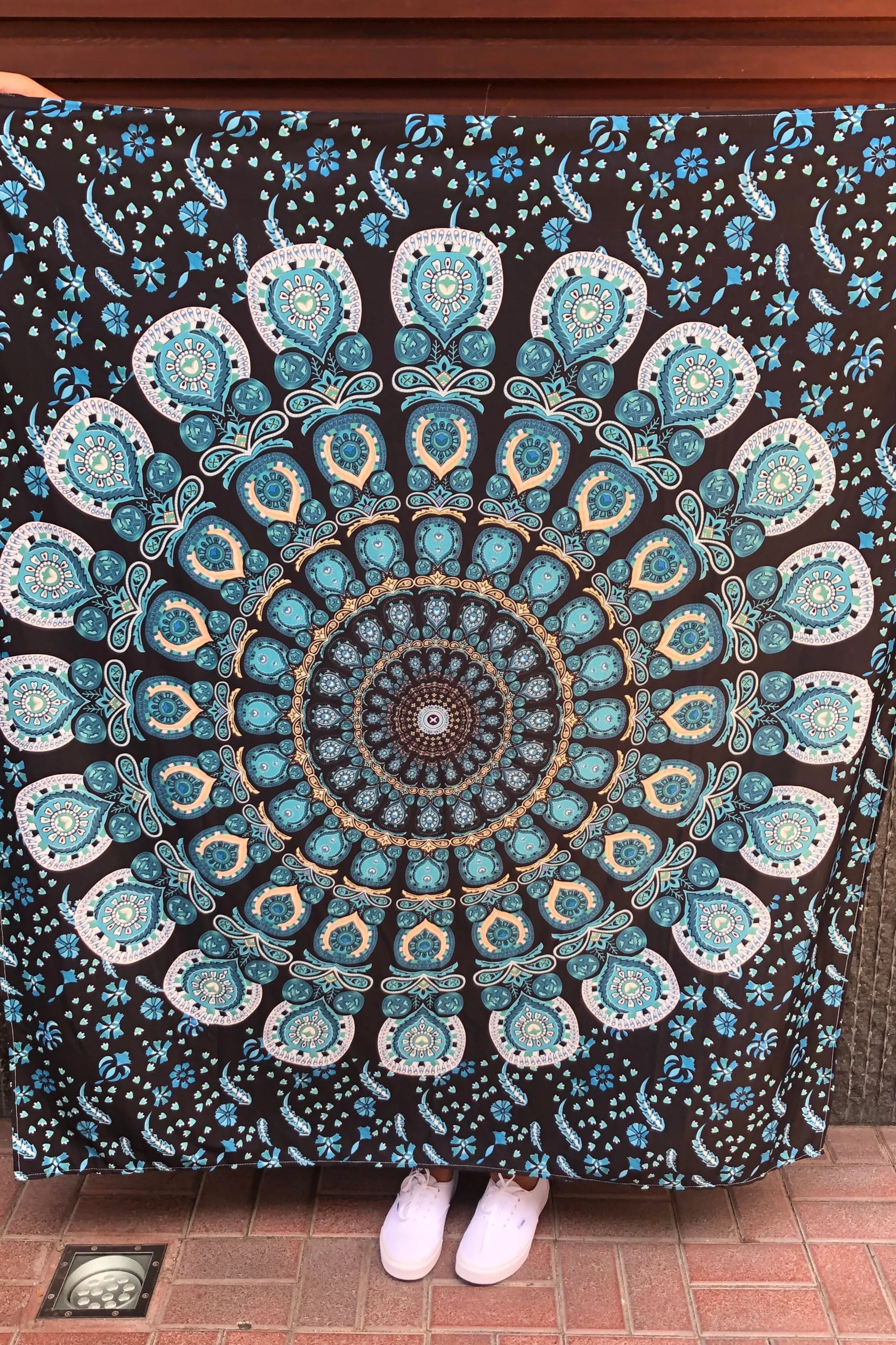 Medium Mandala Throw