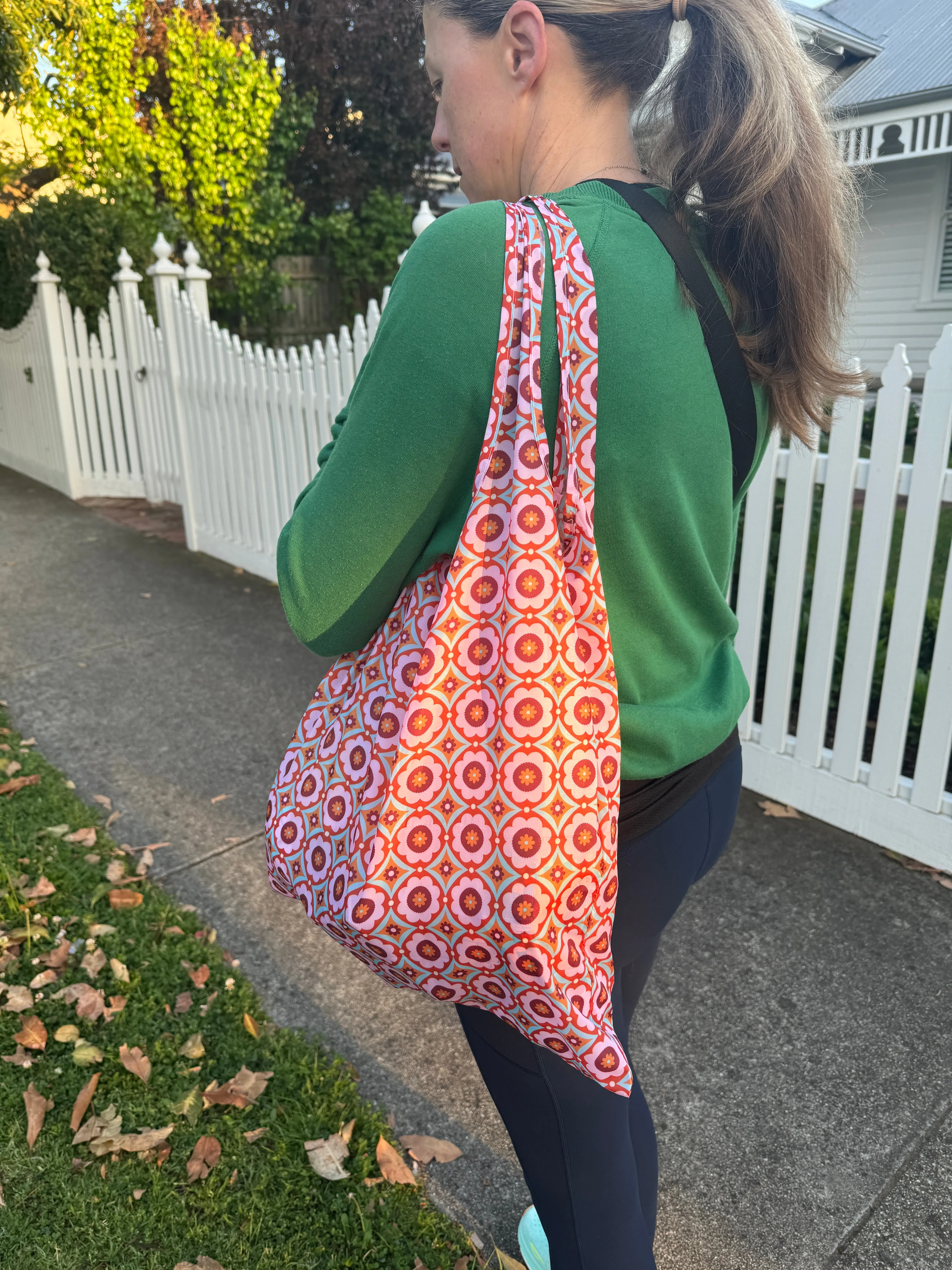 Tile Pocket Shopper